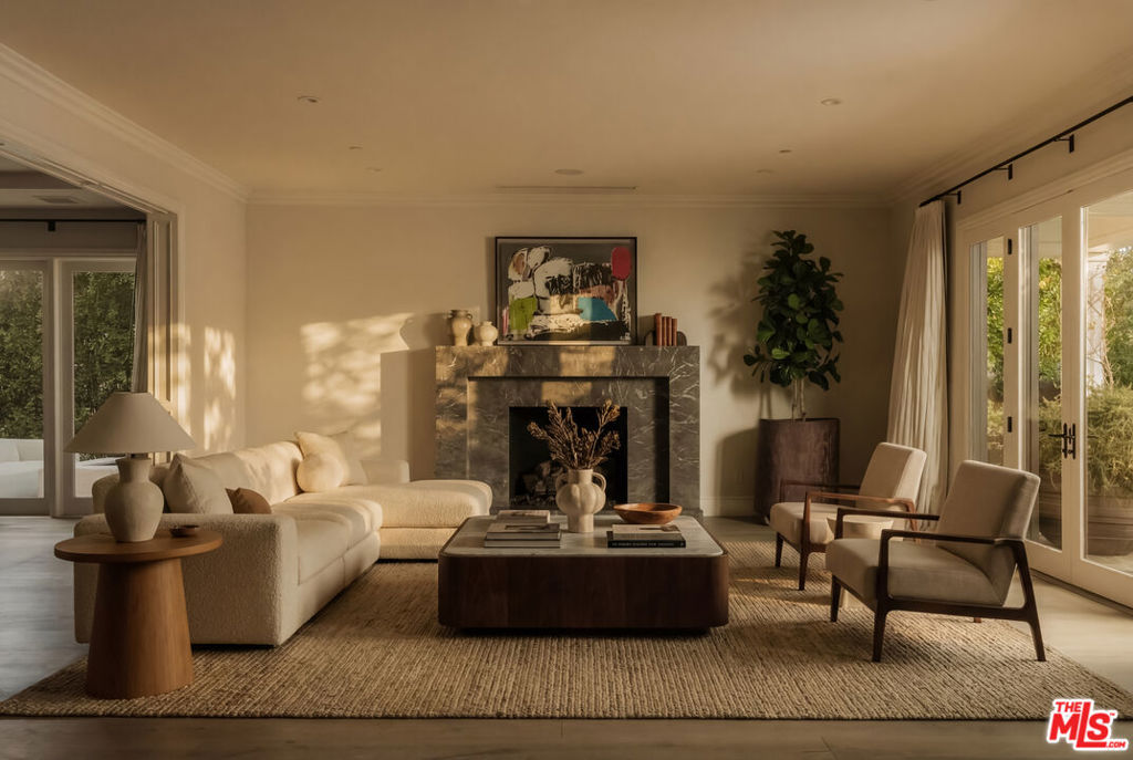 MLS #26663319 image #2