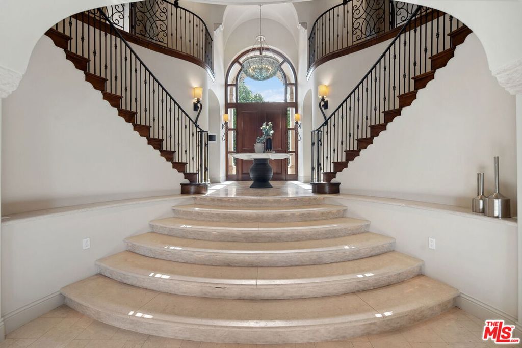 MLS #26663845 image #3