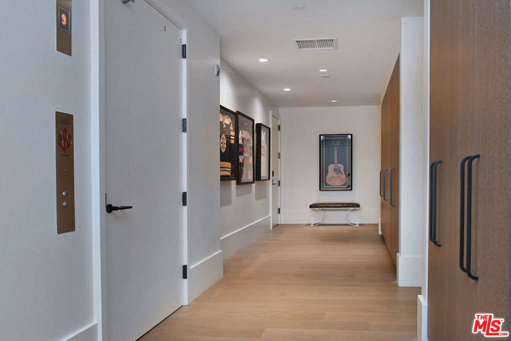 MLS #26664225 image #25