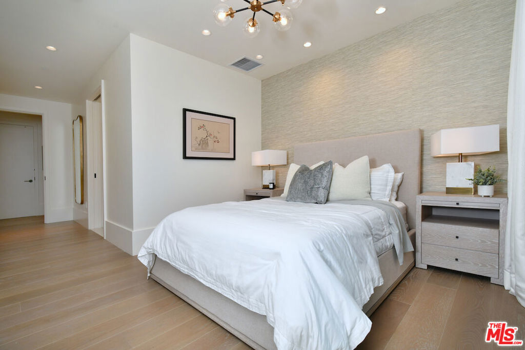 MLS #26664225 image #30