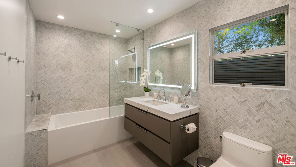 MLS #26664685 image #26