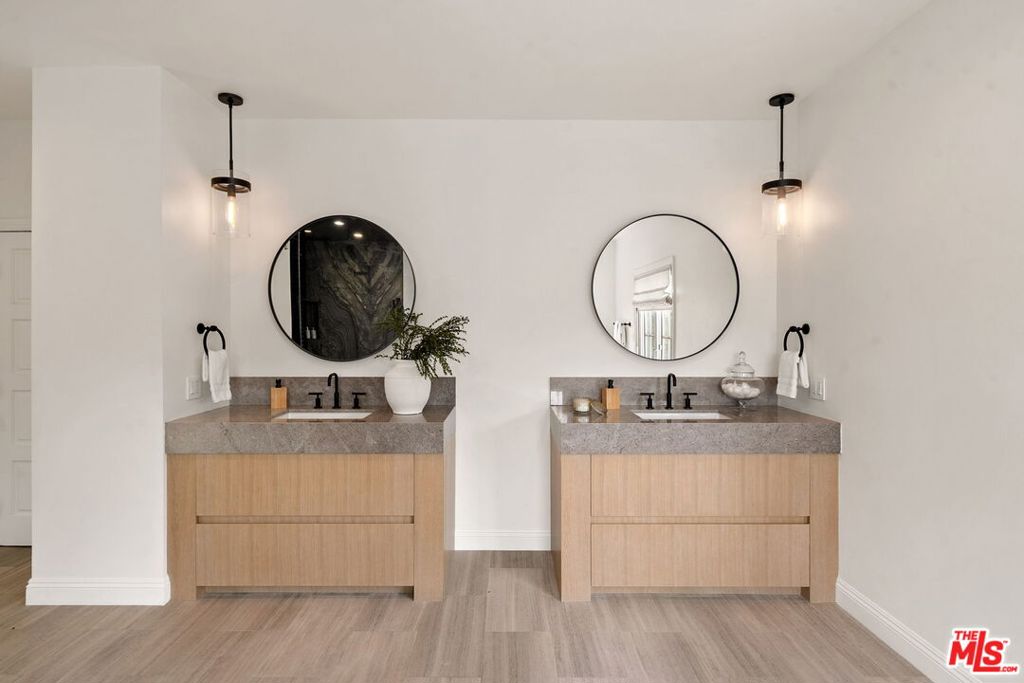 MLS #26664735 image #47