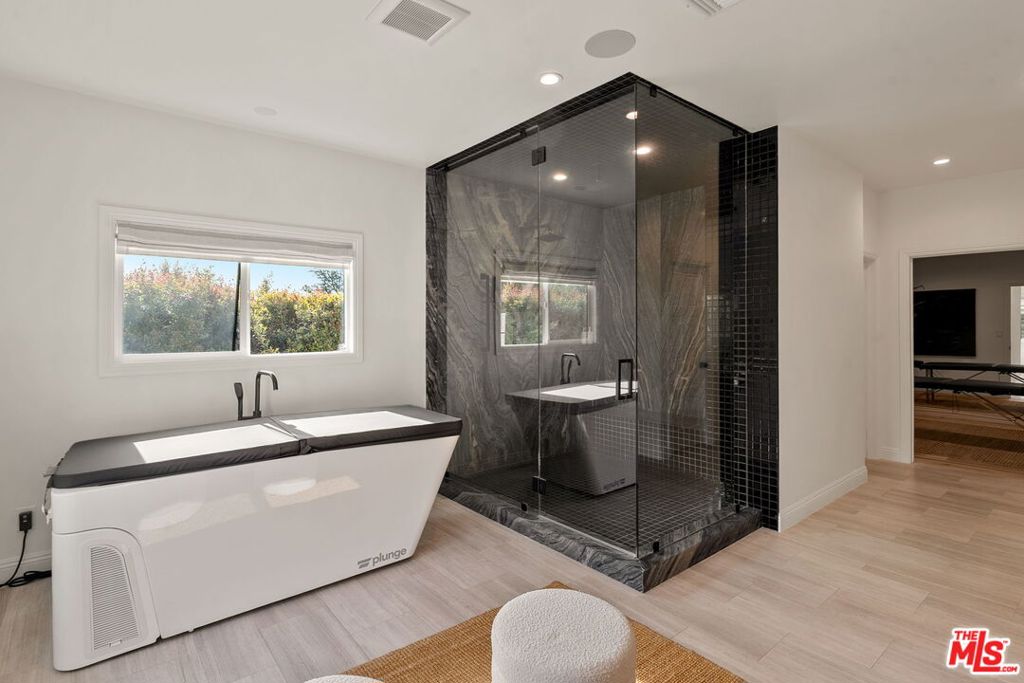 MLS #26664735 image #48