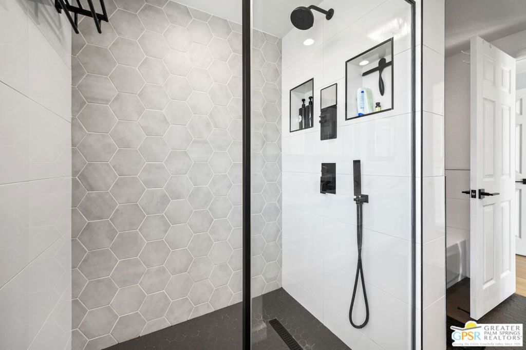 MLS #26664897PS image #26