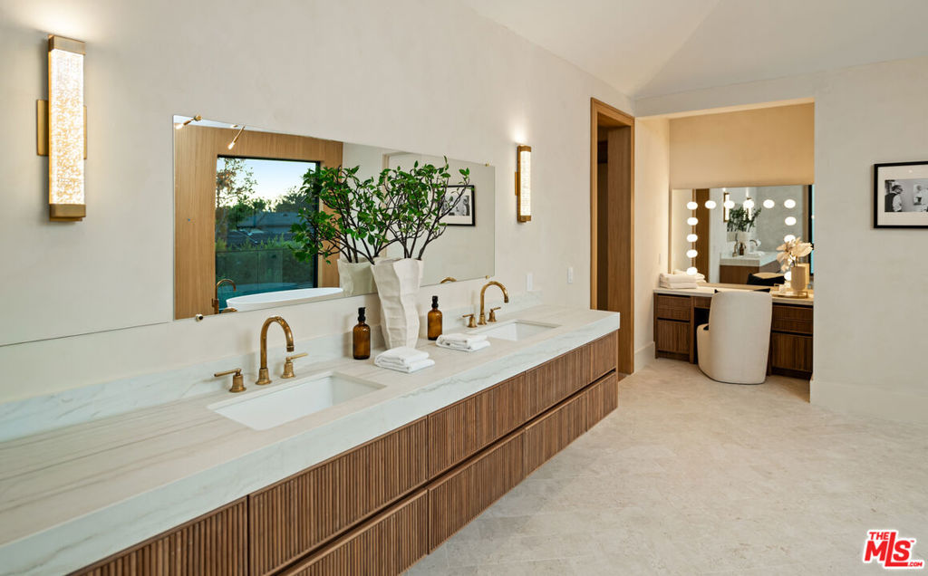 MLS #26651391 image #27