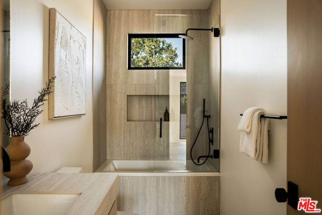 MLS #26665405 image #14