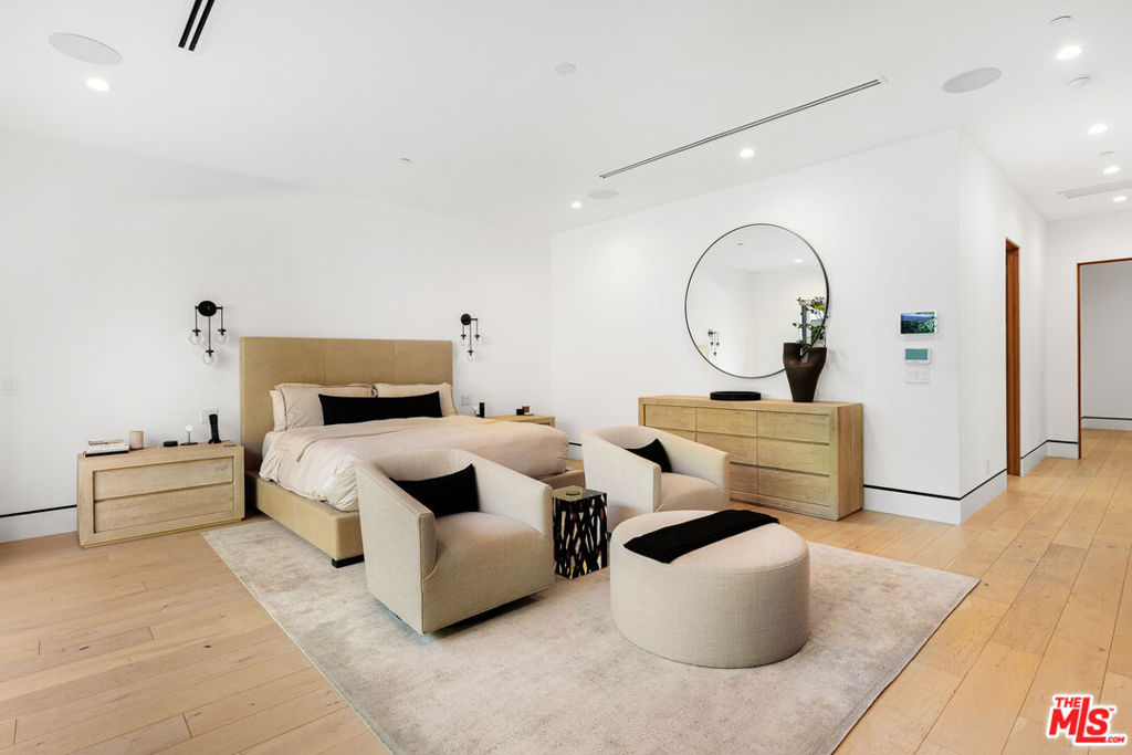 MLS #26665421 image #20