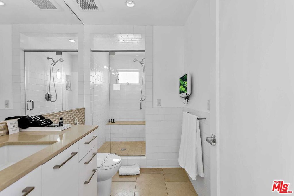 MLS #26665569 image #2