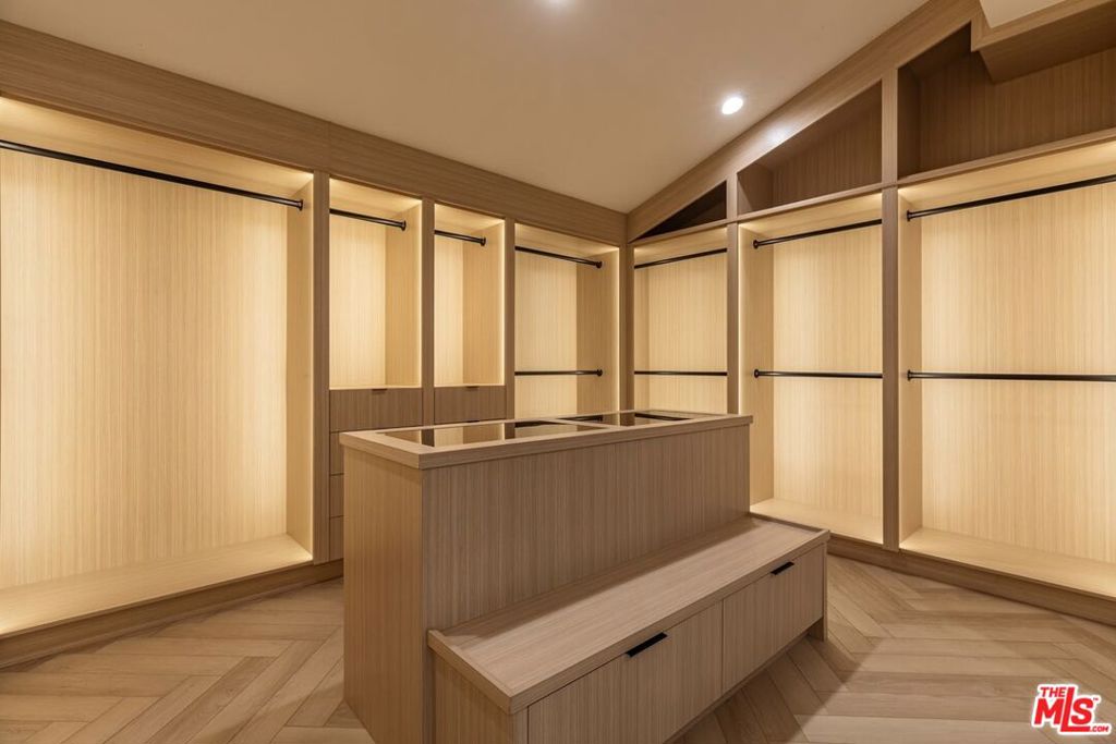 MLS #26665637 image #18