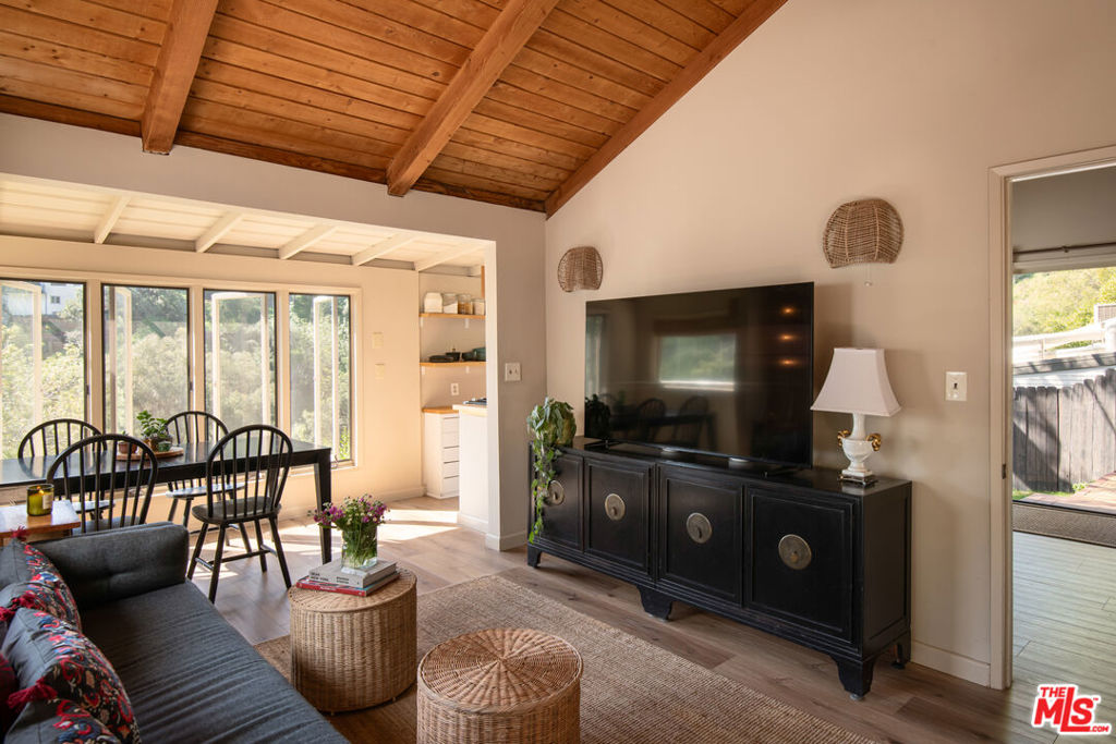 MLS #26665927 image #9