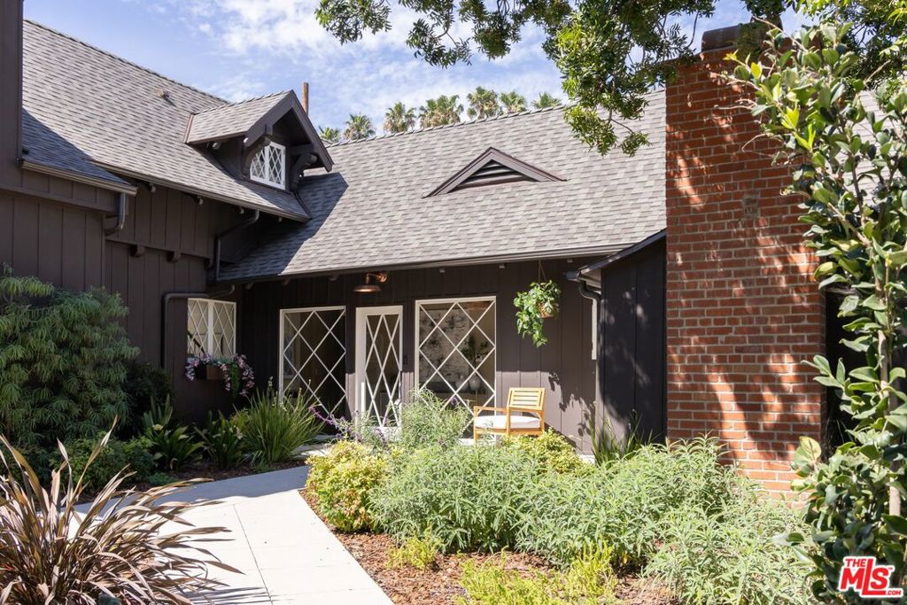 MLS #26665931 image #2