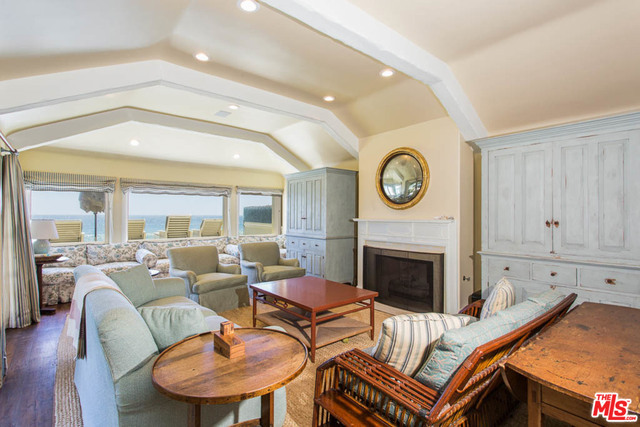 MLS #26666335 image #2