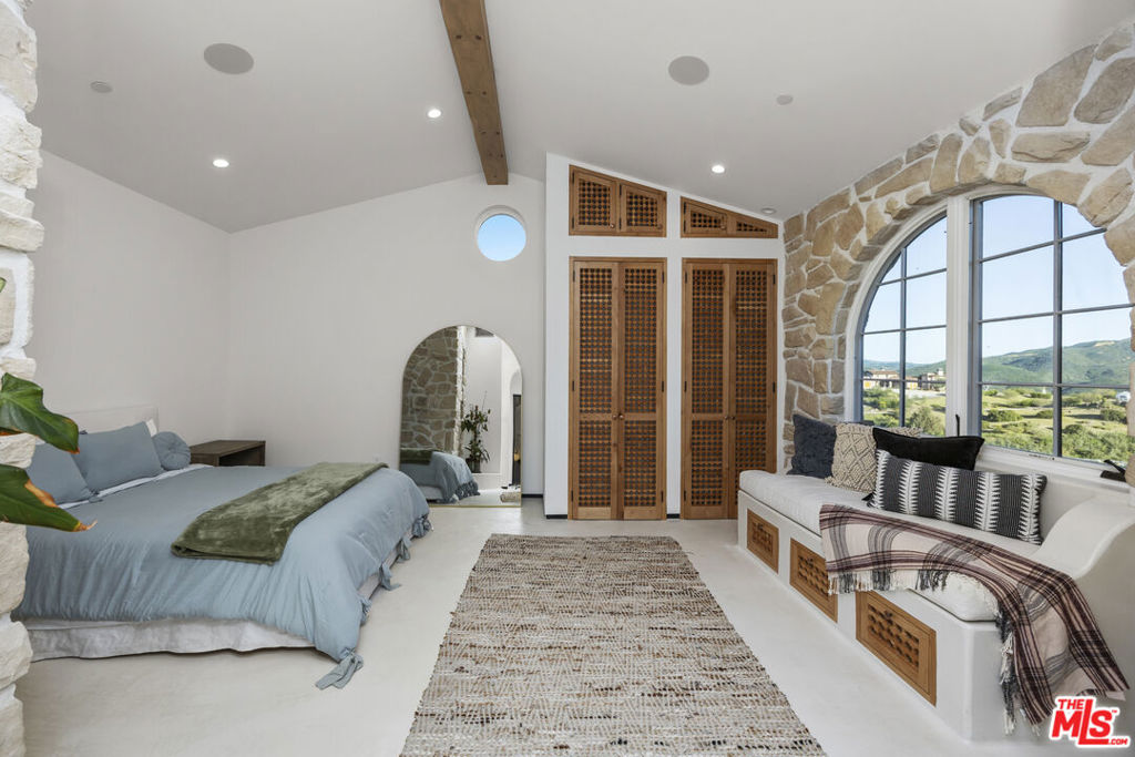 MLS #26666579 image #16