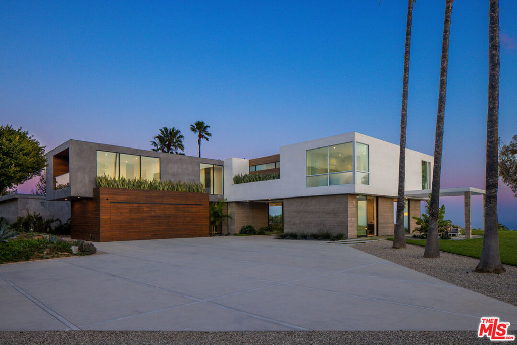 MLS #26666713 image #2