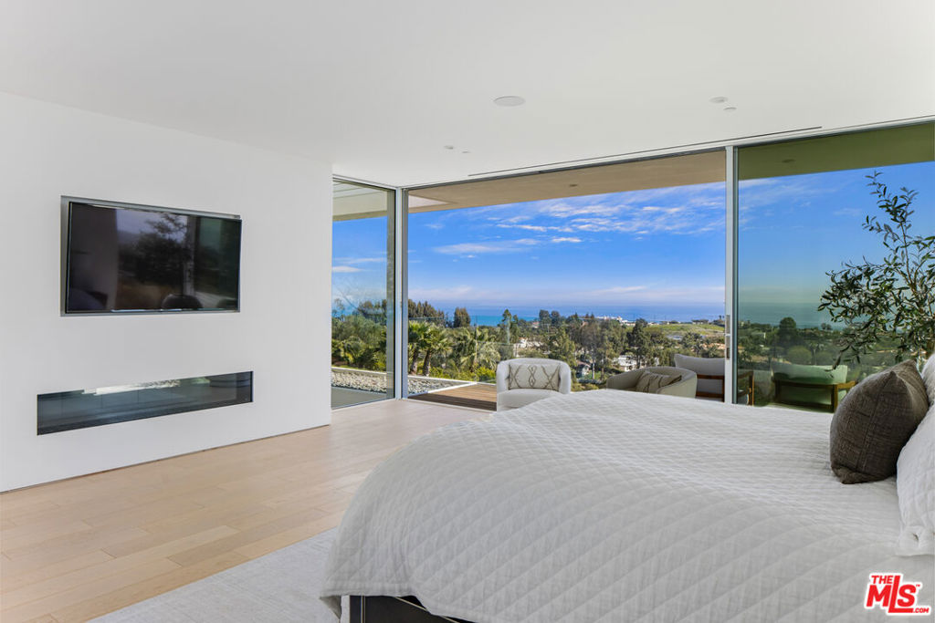 MLS #26666713 image #22