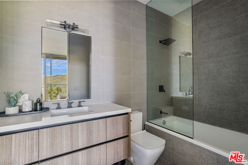 MLS #26666713 image #33