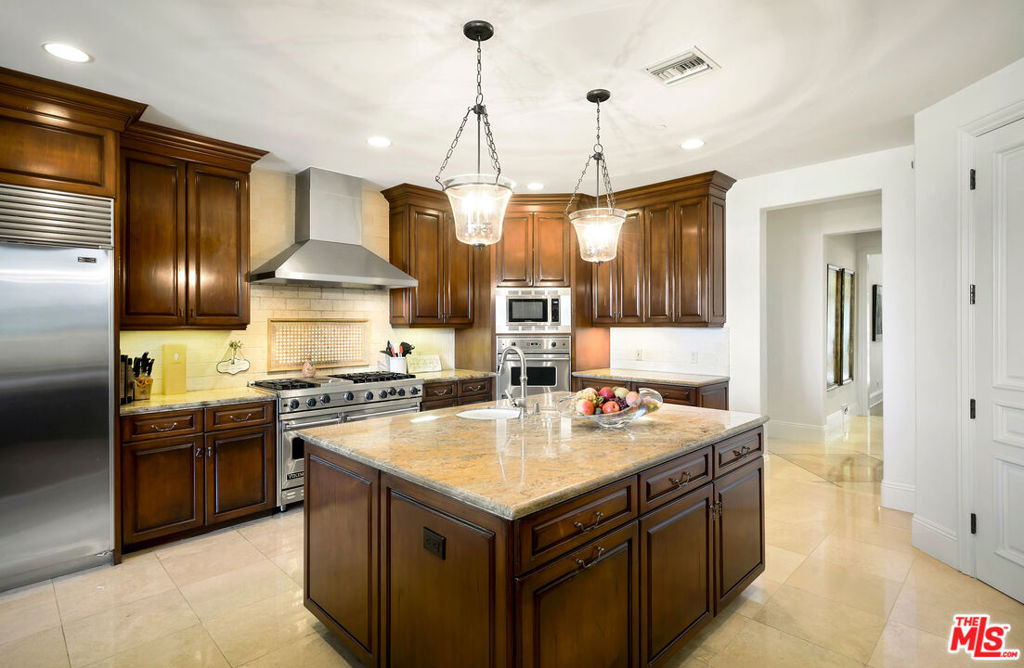 MLS #26666843 image #9