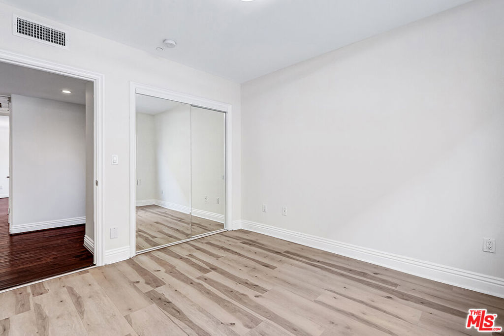 MLS #26656687 image #23