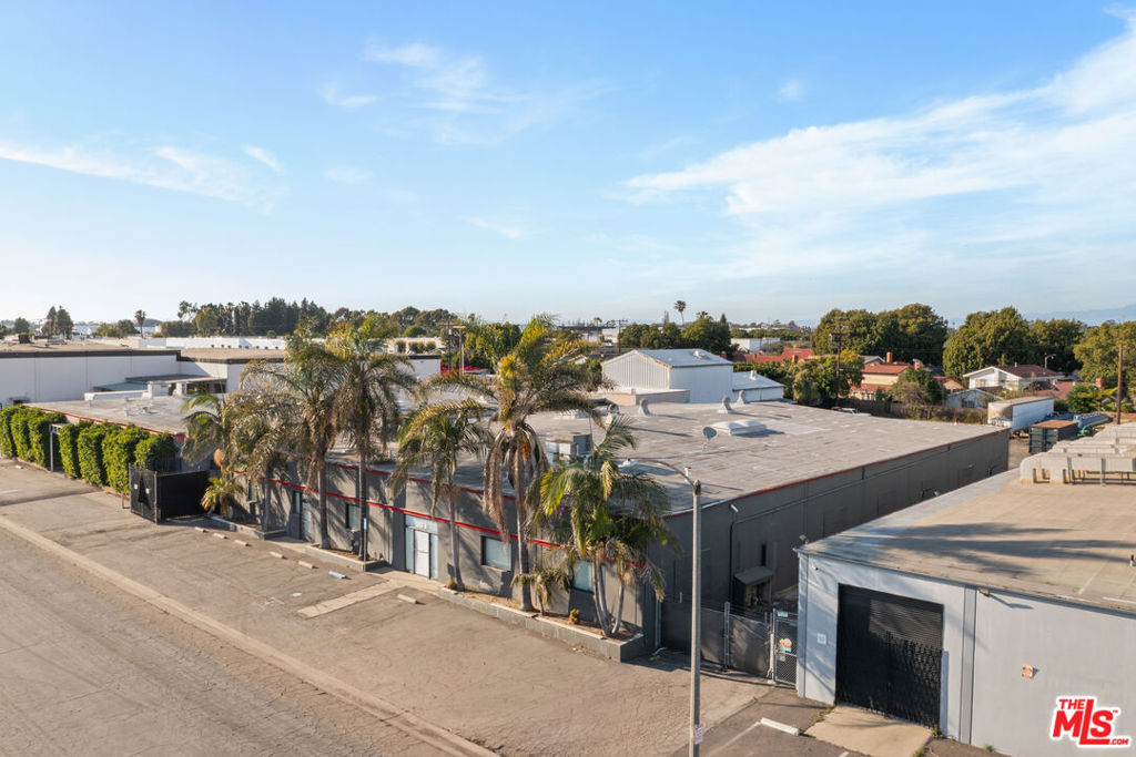 MLS #26667111 image #2