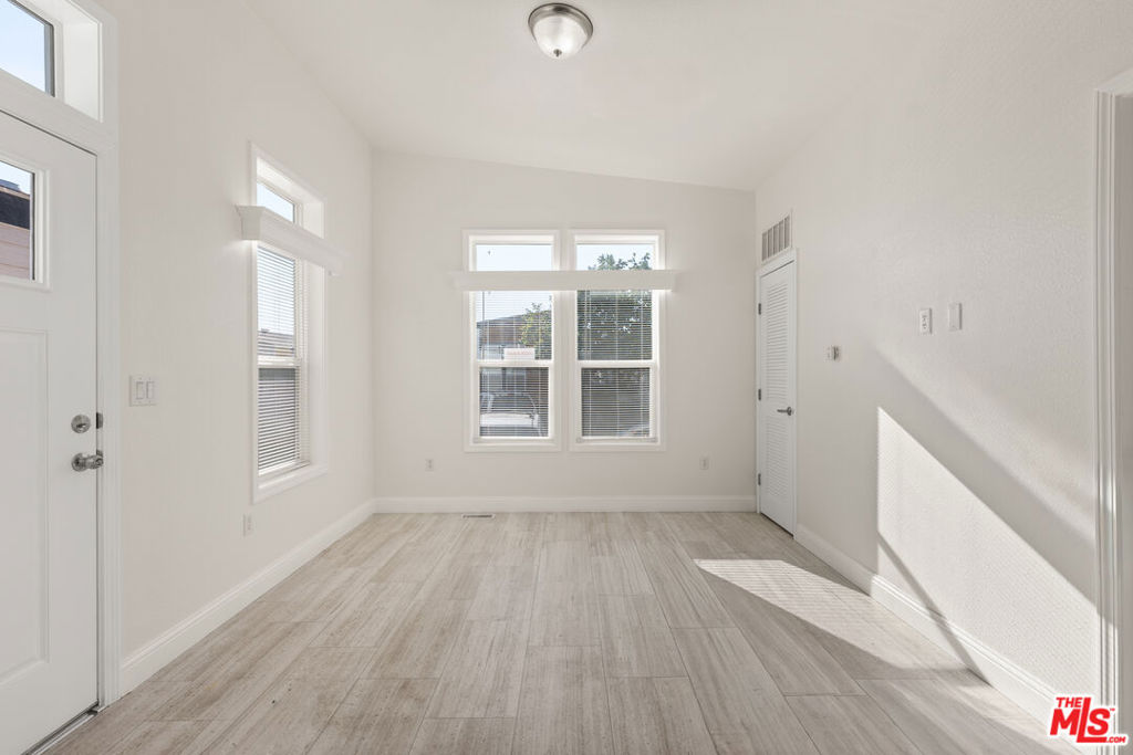 MLS #26667345 image #2