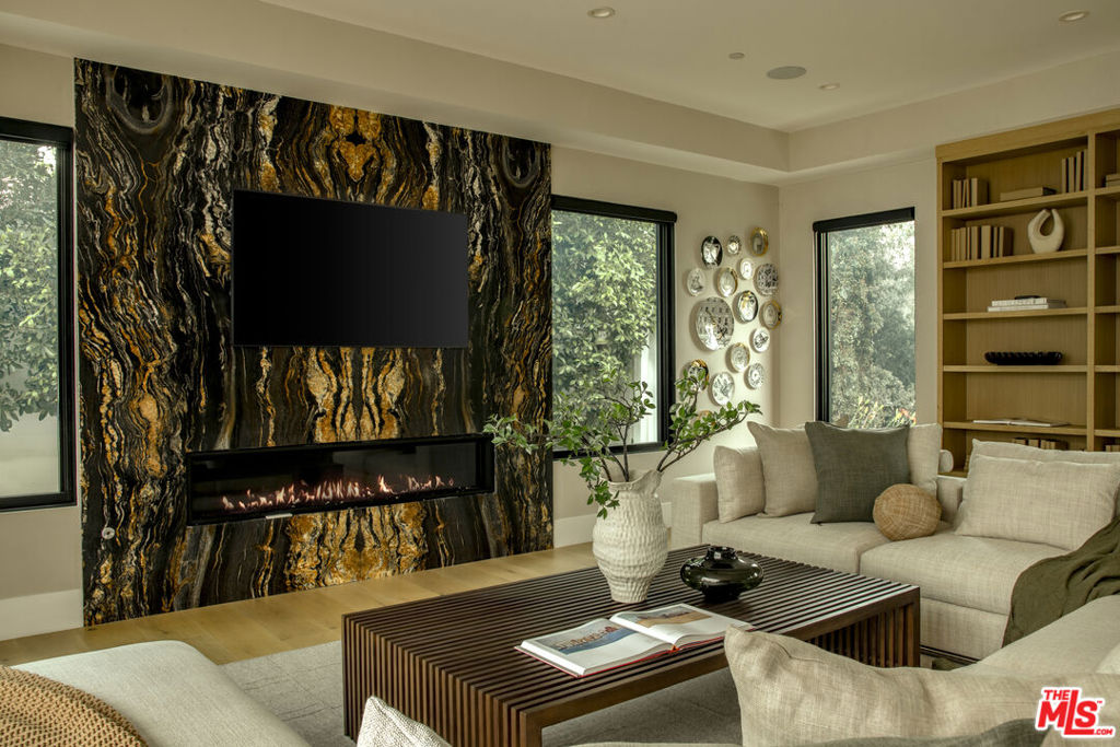 MLS #26667921 image #10