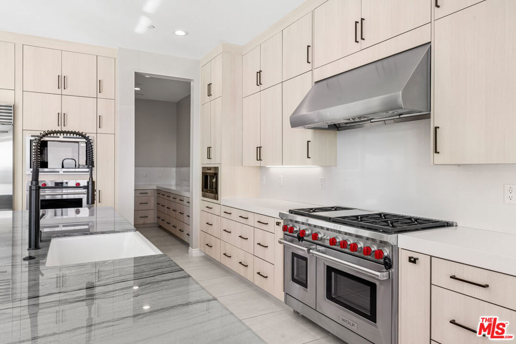 MLS #26667933 image #16