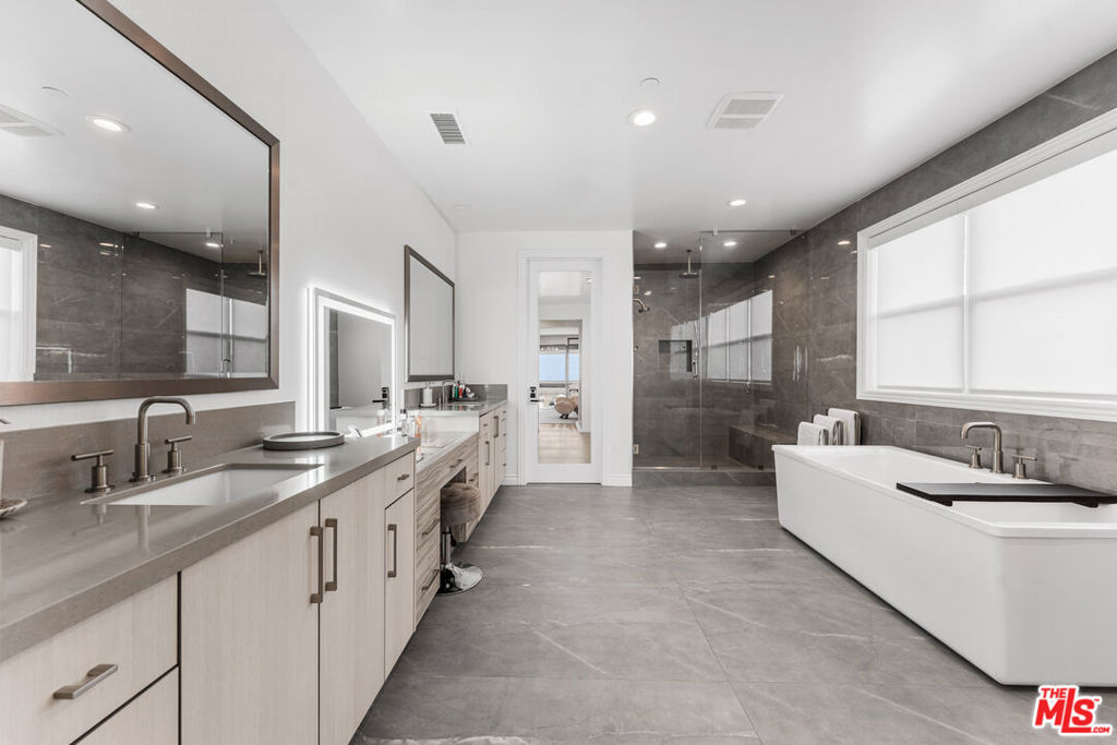 MLS #26667933 image #31