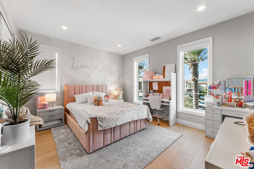 MLS #26667933 image #32