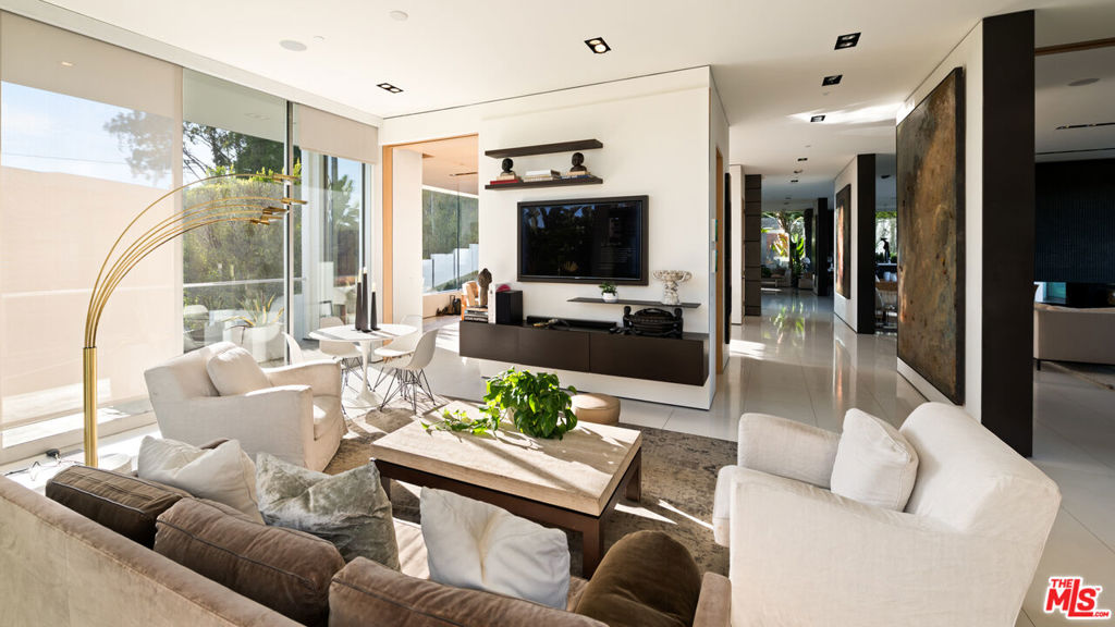 MLS #26668251 image #15