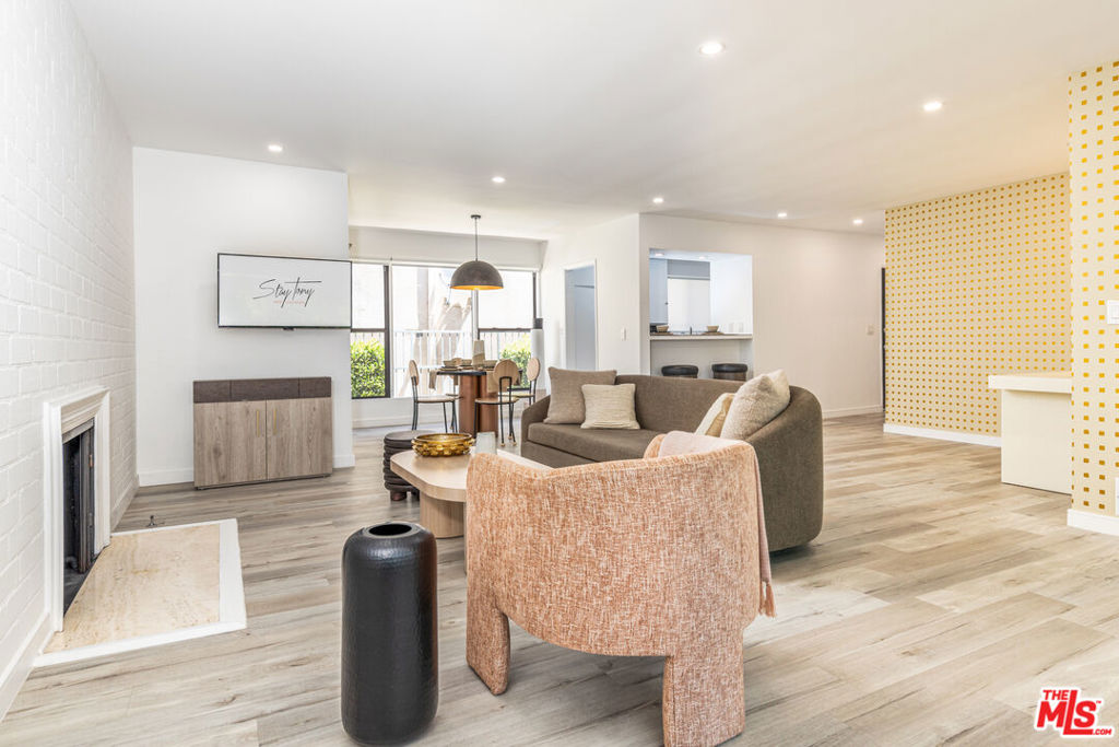 MLS #26668325 image #2