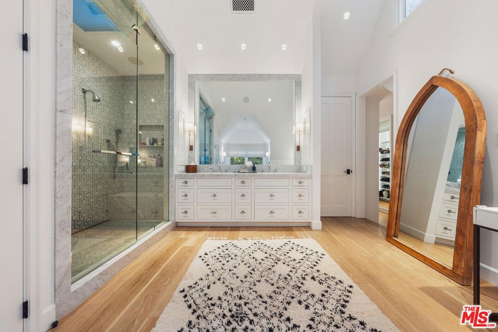 MLS #26668383 image #24