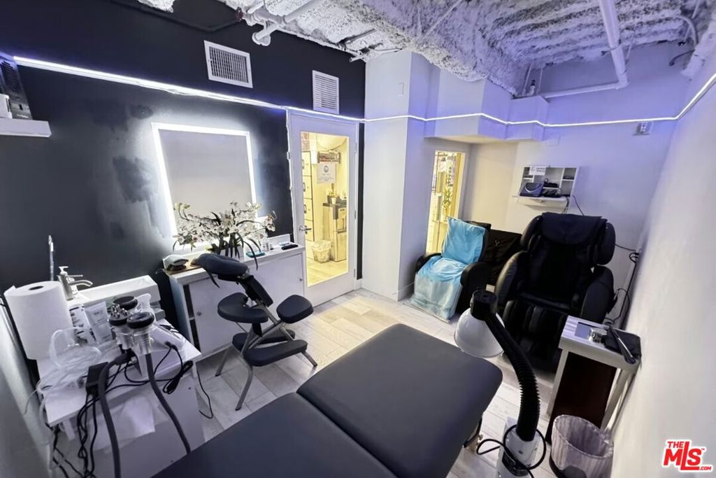 MLS #26673439 image #3