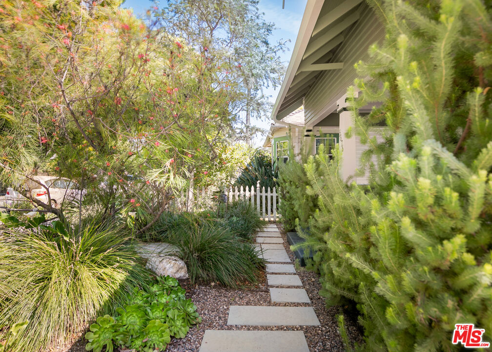 MLS #26673011 image #2