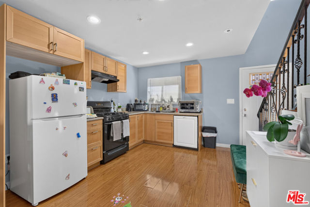 MLS #26862315 image #0
