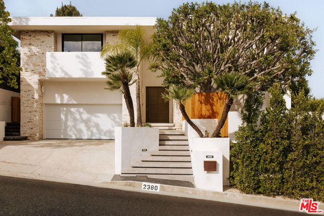 MLS #26862811 image #0