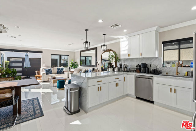 MLS #26870705 image #0