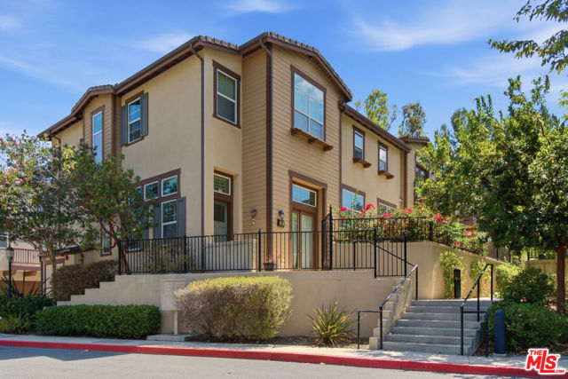 MLS #26911395 image #0