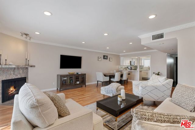 MLS #26984095 image #0