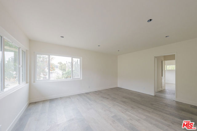 MLS #26993293 image #0