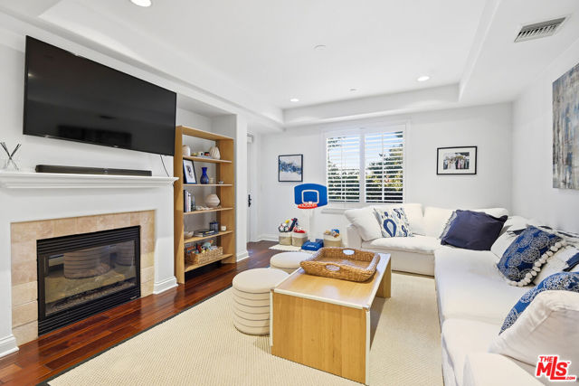MLS #26995329 image #0