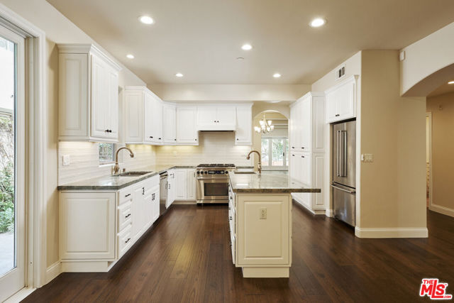 MLS #26995529 image #0