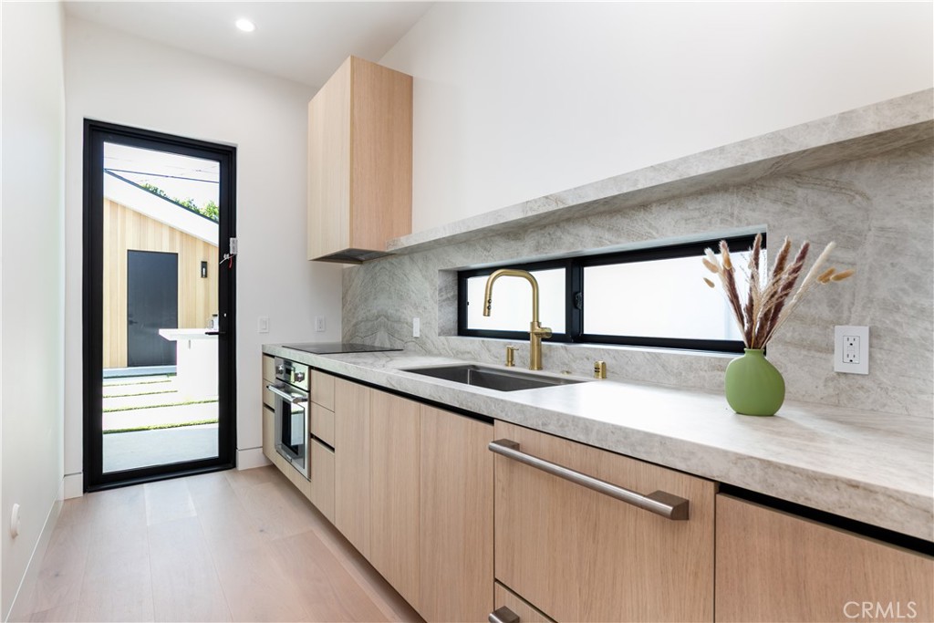 MLS #BB26055536 image #9