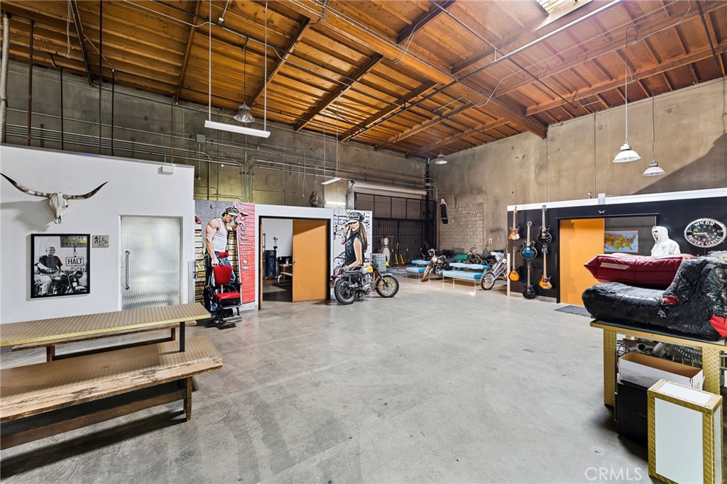 MLS #CV25100696 image #19