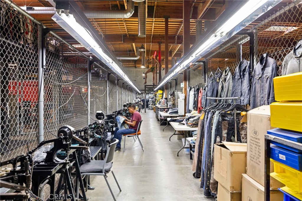 MLS #CV25100696 image #34