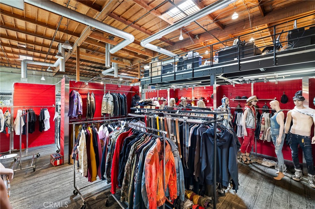 MLS #CV25100696 image #41