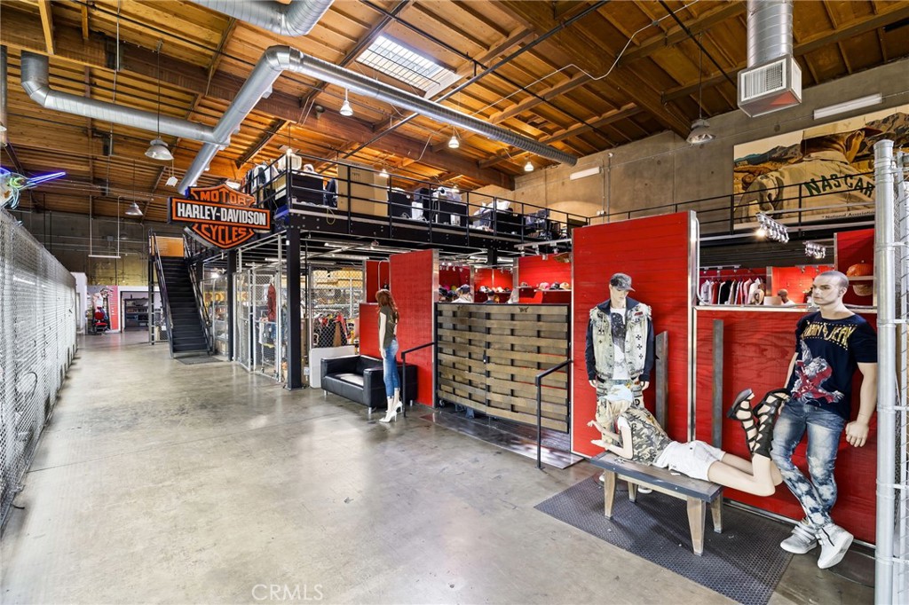 MLS #CV25100696 image #43