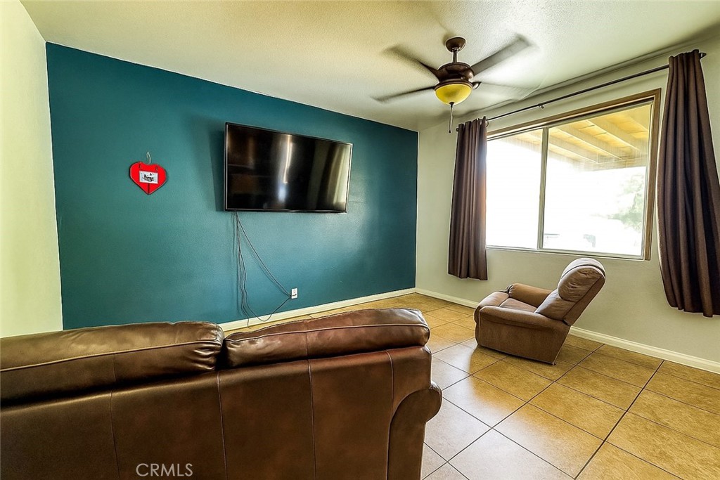 MLS #CV25170632 image #3