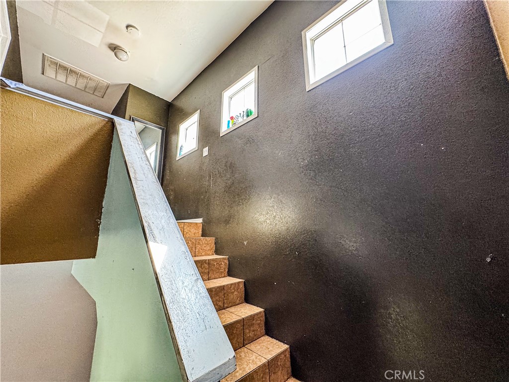 MLS #CV25170632 image #6