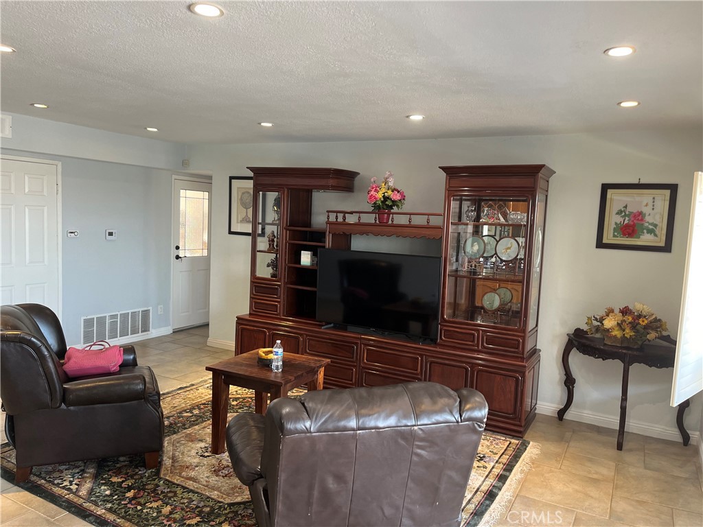 MLS #CV25260516 image #6