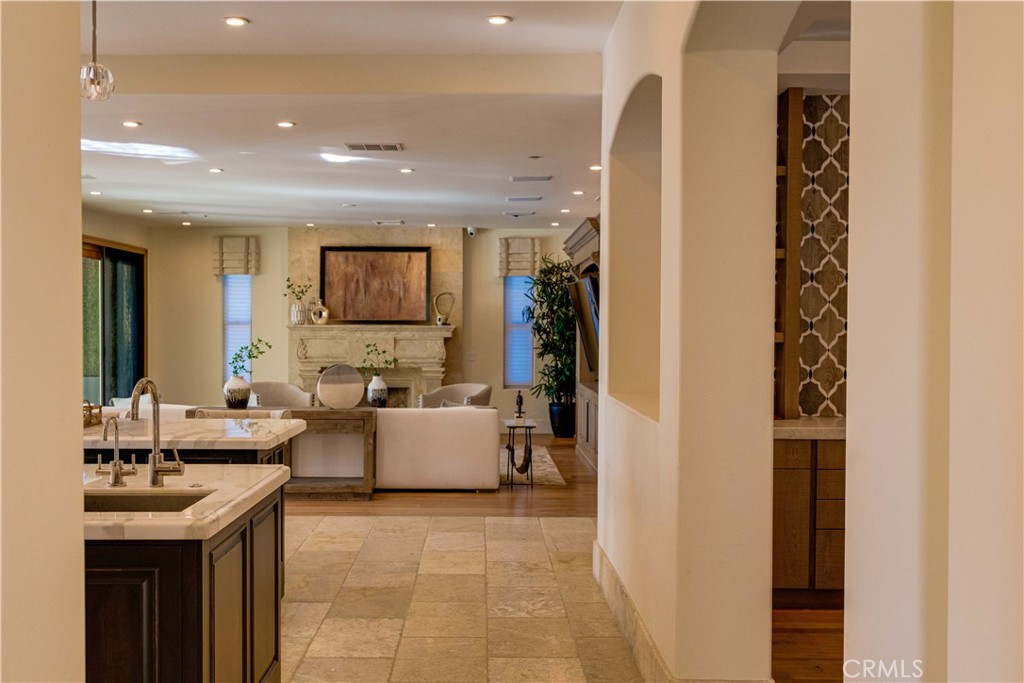 MLS #CV26010083 image #15